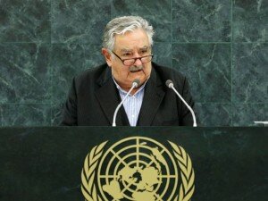 Canal Azul 24 Presidente uruguayo se centra en el cambio climático y el ambiente en el discurso ante la Asamblea General de la ONU